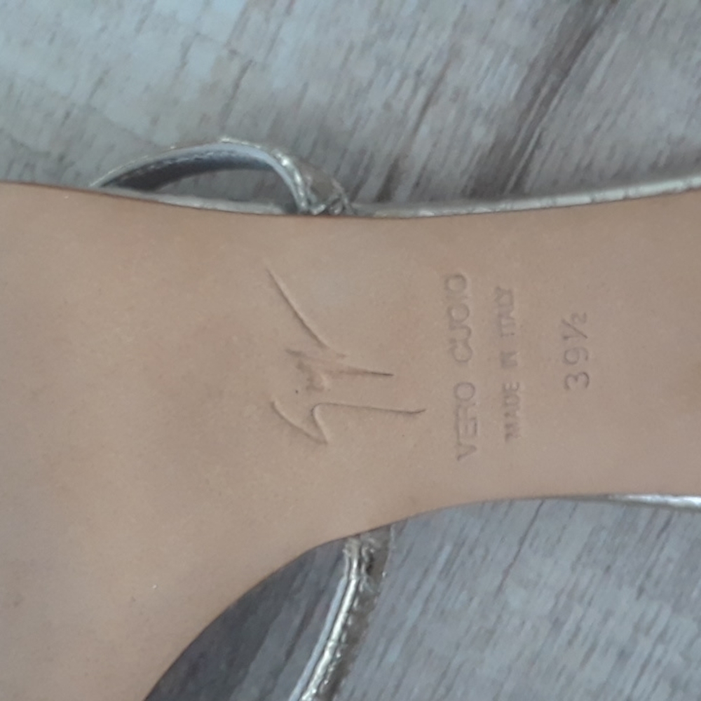 GIUSEPPE ZANOTTI..JEWELED SANDALS..39.5 - Picture 6 of 9